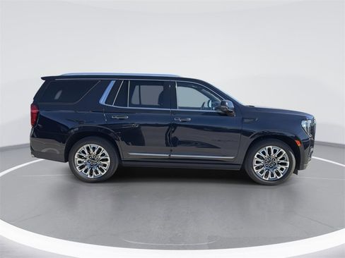 Used 2024 GMC Yukon Denali Ultimate image 3