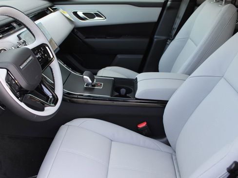 New 2026 Land Rover Range Rover Velar Dynamic SE AWD/4WD image 18