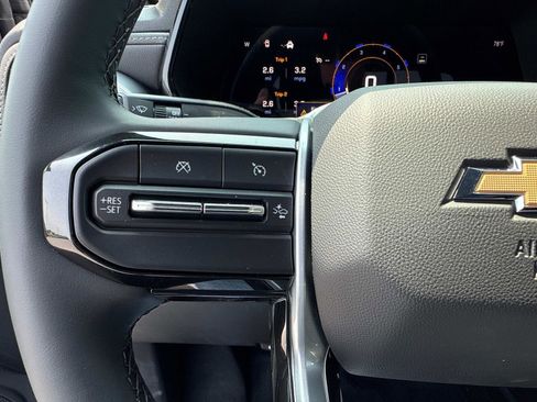 New 2025 Chevrolet Colorado LT image 6