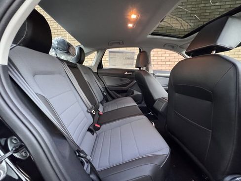 New 2025 Volkswagen Jetta SE image 15