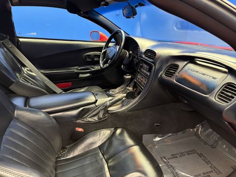 Used 1997 Chevrolet Corvette Coupe image 19