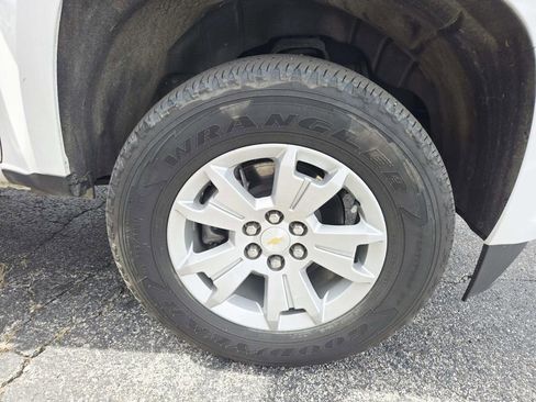 Used 2022 Chevrolet Colorado LT w/ Fleet Safety Package image 17