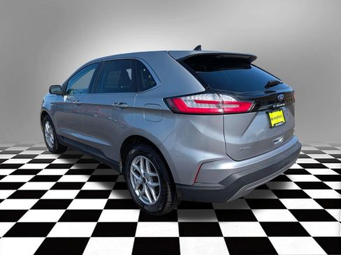 Used 2024 Ford Edge SEL image 11