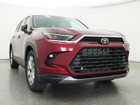 New 2026 Toyota Grand Highlander Limited image 30