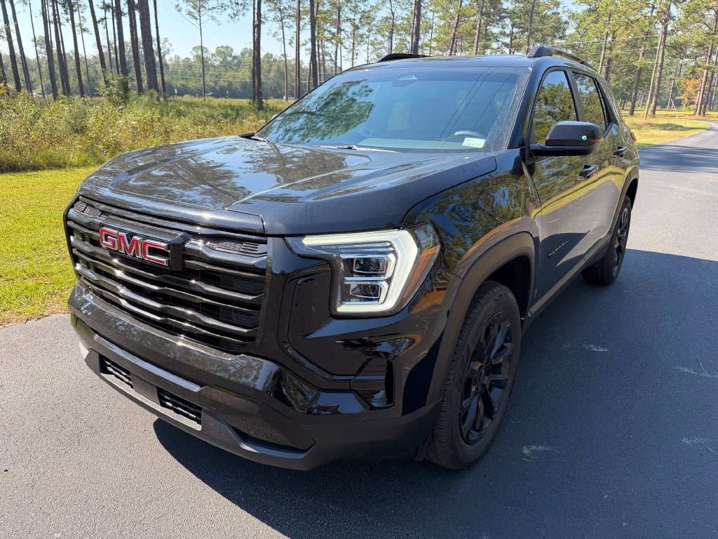 New 2027 GMC Terrain Elevation w/ Elevation Premium Package FWD image 1