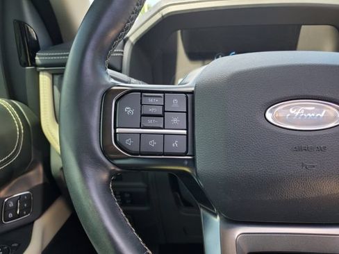 Used 2024 Ford Expedition Max Platinum AWD/4WD image 15