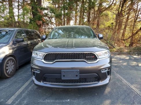 Used 2021 Dodge Durango SXT image 2