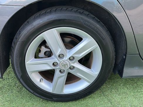 Used 2012 Toyota Camry SE image 44