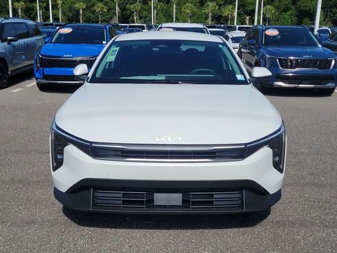 New 2026 Kia K4 FWD image 2