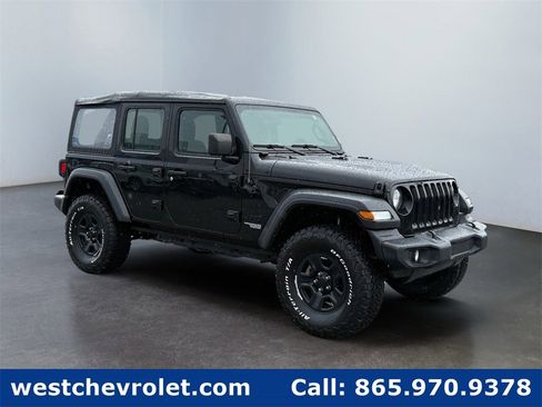 Used 2021 Jeep Wrangler Unlimited Sport image 1