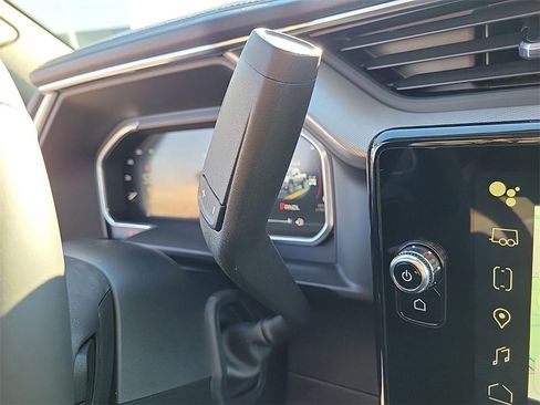 New 2026 GMC Sierra 3500 Denali w/ Denali Reserve Package image 28