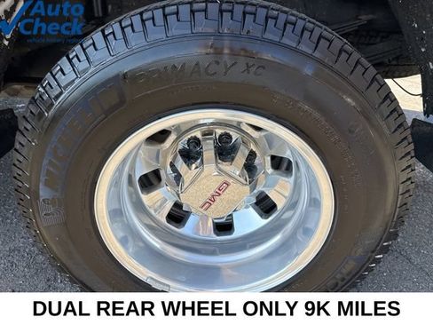 Used 2025 GMC Sierra 3500 Pro w/ 1SA Pro Safety Plus Package AWD/4WD image 10