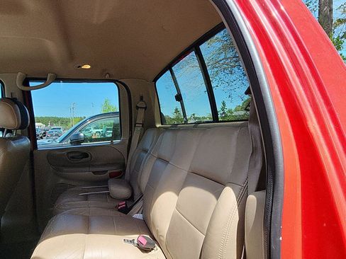 Used 2001 Ford F150 Lariat image 17