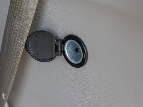 Used 2023 Chrysler Pacifica Touring-L FWD image 30