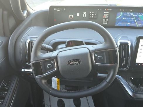 Used 2026 Ford Expedition Max Platinum w/ Stealth Performance Package image 13