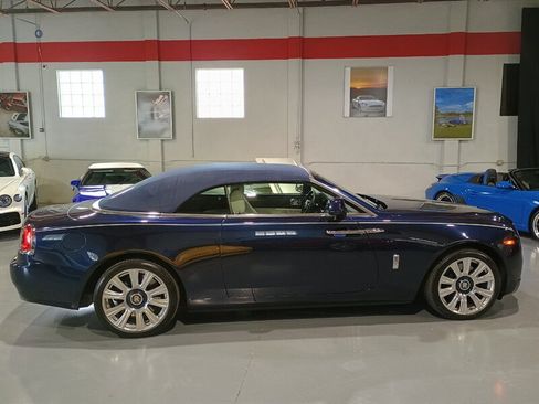 Used 2016 Rolls-Royce Dawn RWD image 54