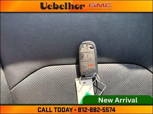 Used 2021 Jeep Compass Limited w/ Sun and Sound Group AWD/4WD image 32