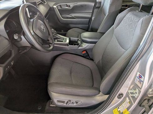 Used 2024 Toyota RAV4 XLE image 16