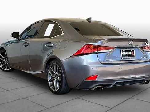 Used 2018 Lexus IS 300 F Sport w/ F Sport Package RWD image 11