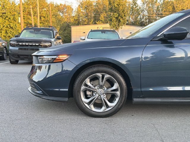 Used 2024 Honda Accord EX image 16