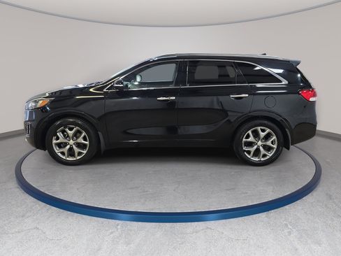 Used 2016 Kia Sorento SX FWD image 9