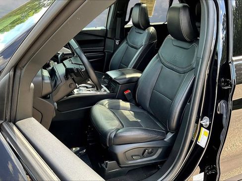 Used 2024 Ford Explorer ST w/ Equipment Group 401A AWD/4WD image 23