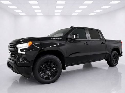 Certified 2025 Chevrolet Silverado 1500 RST w/ Convenience Package II AWD/4WD image 4