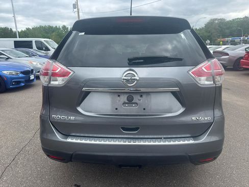 Used 2016 Nissan Rogue SV AWD/4WD image 6