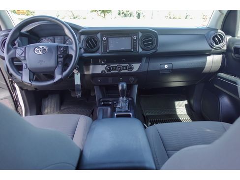 Used 2018 Toyota Tacoma SR w/ SR Convenience Package RWD image 22