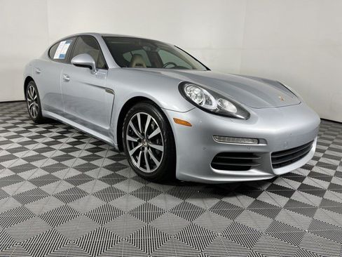 Used 2015 Porsche Panamera w/ Premium Package Plus RWD image 2
