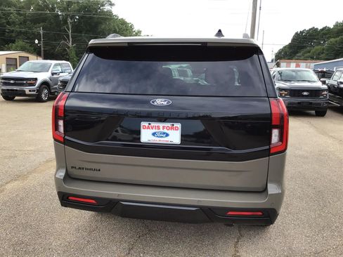 New 2027 Ford Expedition Platinum w/ Stealth Appearance Package AWD/4WD image 11