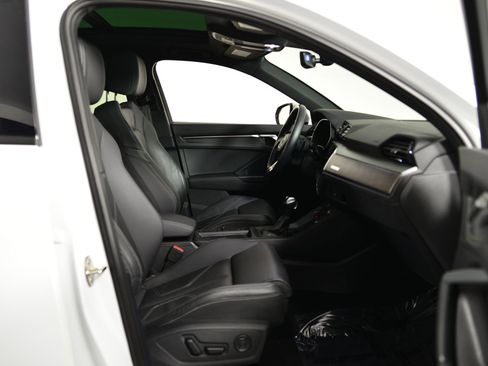 Certified 2023 Audi Q3 2.0T Premium w/ Black Optic Sport Package image 20