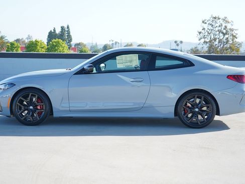 New 2026 BMW M440i Coupe w/ Parking Assistance Package RWD image 4