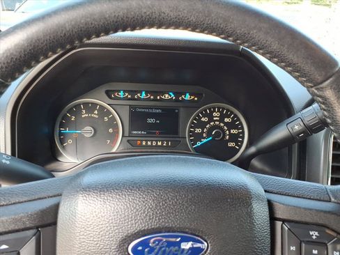 Used 2016 Ford F150 XLT w/ Equipment Group 302A Luxury AWD/4WD image 18