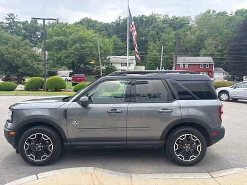Used 2025 Ford Bronco Sport Outer Banks w/ Outer Banks Tech Package+ AWD/4WD image 6