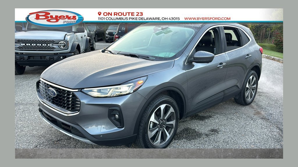 Used 2024 Ford Escape Platinum AWD/4WD image 1