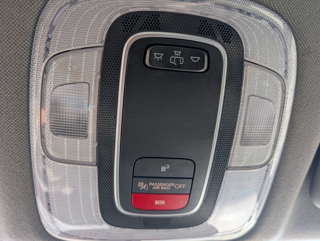 Used 2024 Hyundai Elantra SEL FWD image 12