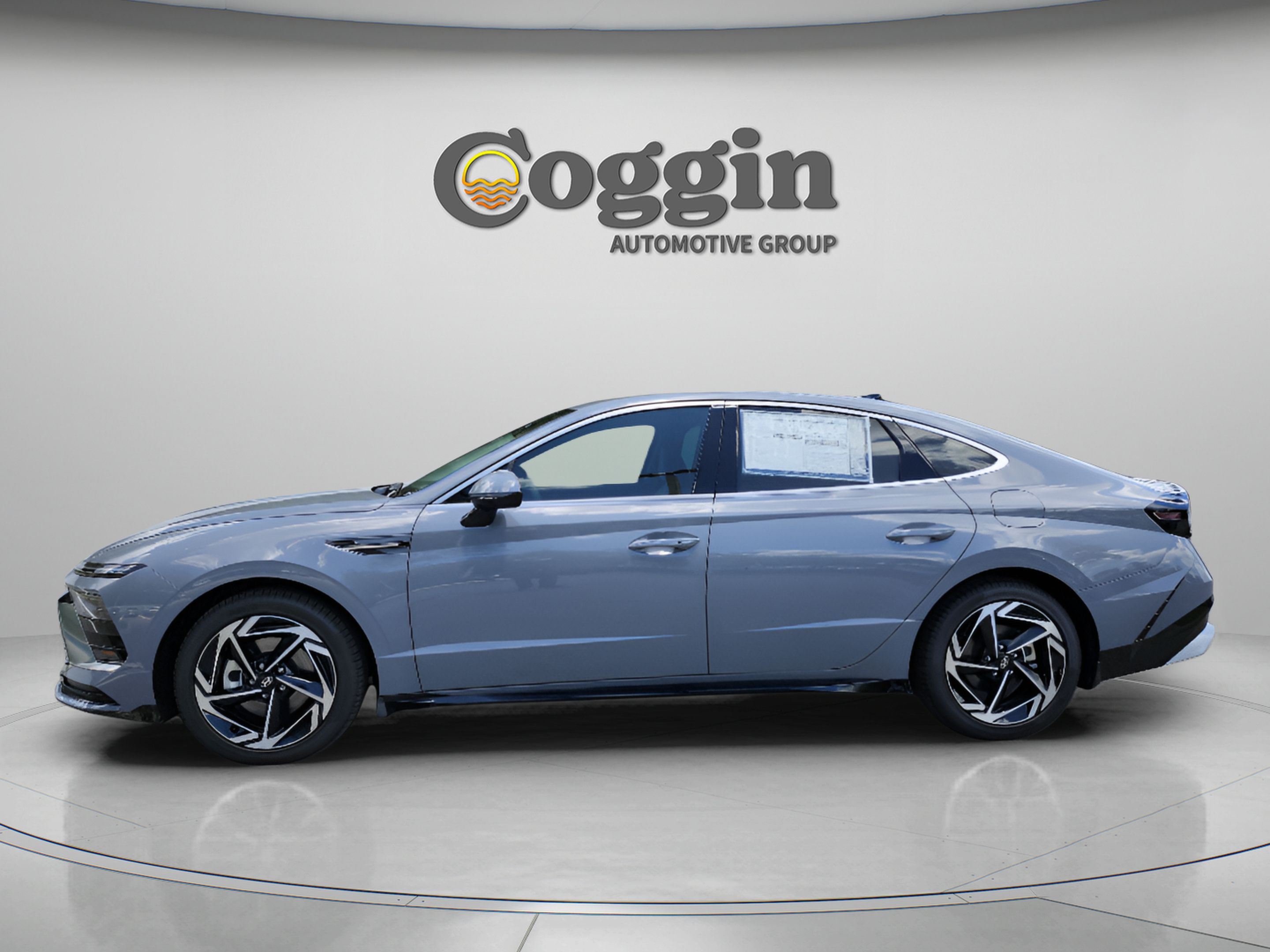 New 2026 Hyundai Sonata SEL FWD image 3