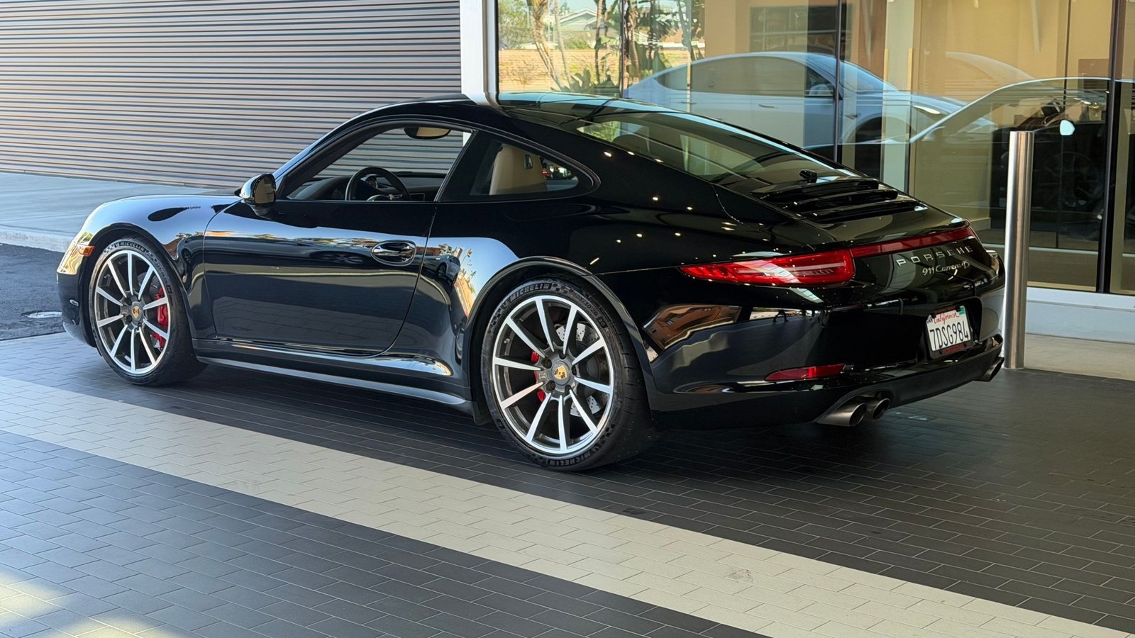 Certified 2014 Porsche 911 Carrera 4S AWD/4WD image 10