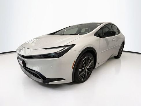 Certified 2026 Toyota Prius XLE AWD/4WD image 3