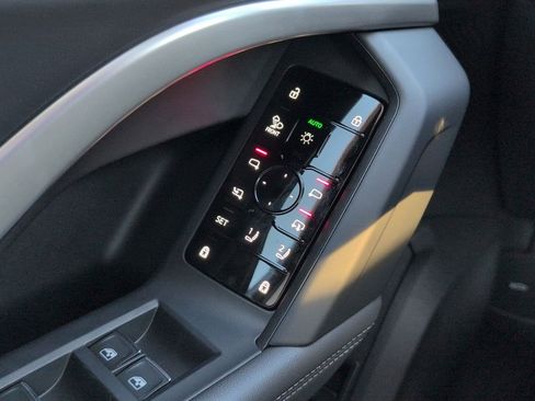 New 2025 Audi Q5 Premium Plus image 13