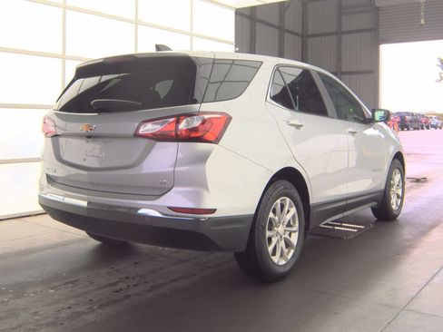 Used 2021 Chevrolet Equinox LT FWD image 6