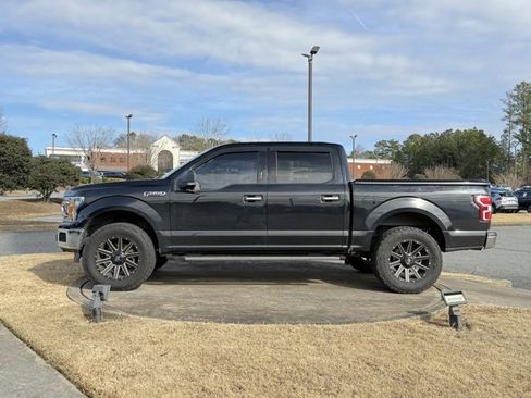 Used 2018 Ford F150 XLT w/ Equipment Group 302A Luxury image 4