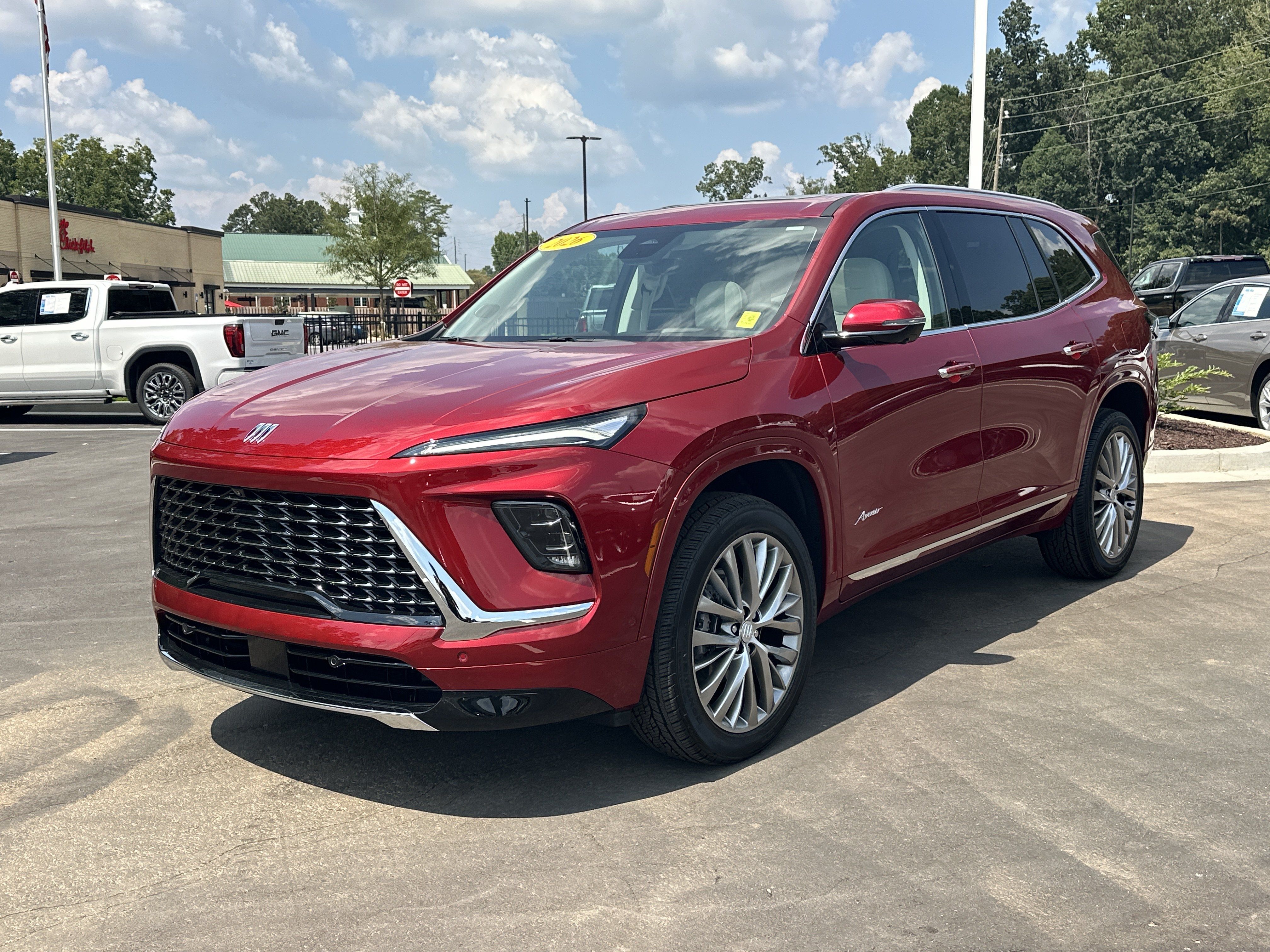 Used 2026 Buick Enclave Avenir w/ Super Cruise Package FWD image 4