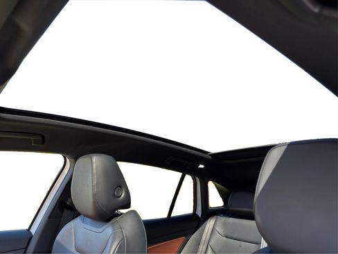 Used 2022 Volkswagen ID.4 Pro S w/ Gradient Package image 28