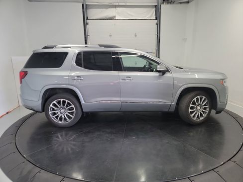 Used 2023 GMC Acadia Denali image 11