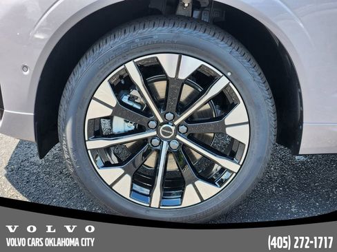 Used 2026 Volvo XC60 B5 Plus w/ Protection Package Premier image 12