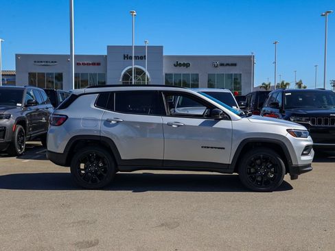 New 2026 Jeep Compass Latitude AWD/4WD image 3