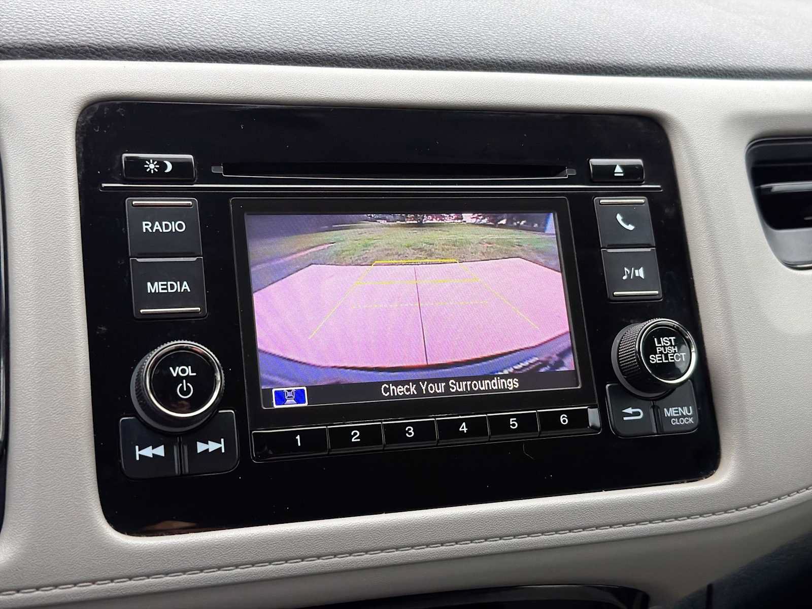 Used 2020 Honda HR-V LX image 23