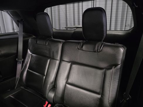 Used 2021 Ford Explorer ST w/ Equipment Group 401A image 36